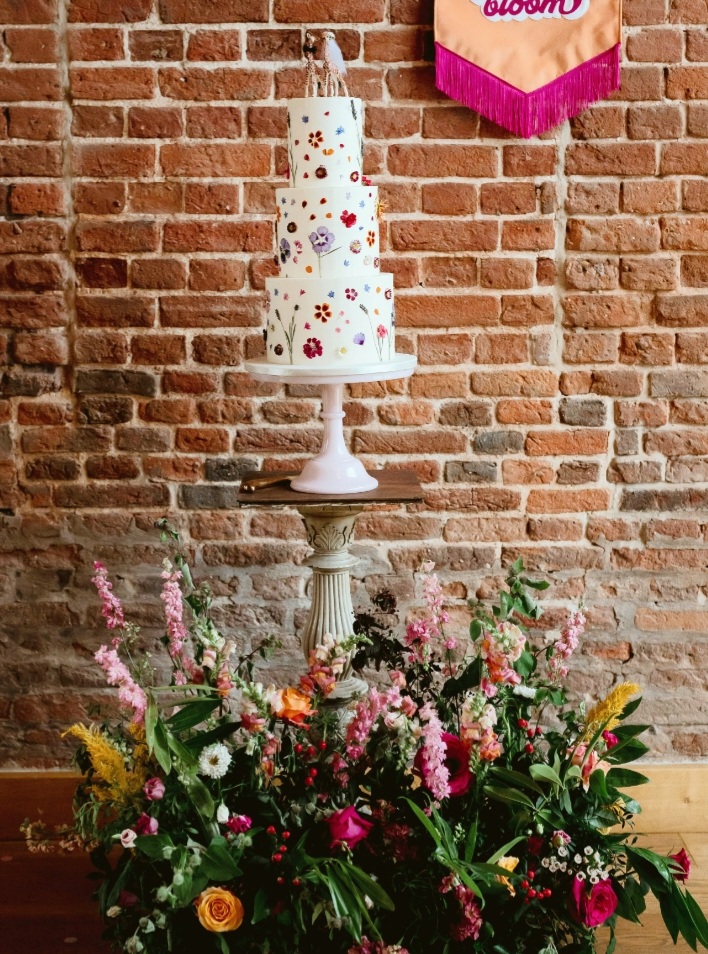 The Woodyard Worstead Estate. Cake Flowers. Meadow florals. 
